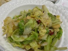 炝炒圆白菜-东四民芳餐厅(世茂工三店)