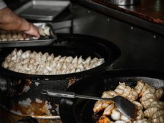 -黄阿姨锅贴大王(万航渡路店)