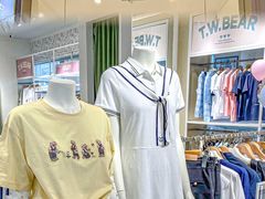 -王府井奥莱临潼小镇(临潼店)