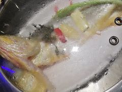 -船梆煮•蒸汽海鲜·炉火烤肉(五四广场店)