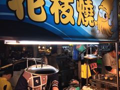 -六合夜市
