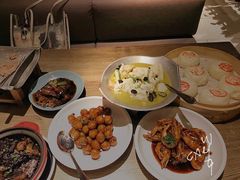 -黛瓦里巷(南京东路店)