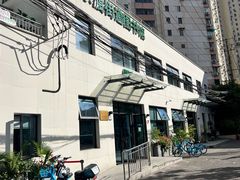 -曹家渡街道图书馆