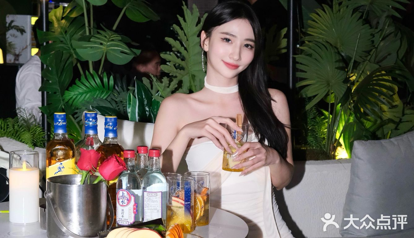 OC 惊现蝙蝠侠“男友”