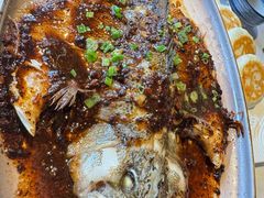 -八府香鸭·啫啫煲(华山路店)