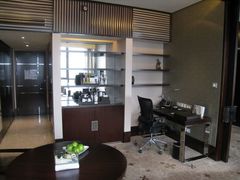 焕彩套房-客厅全景-北京威斯汀酒店