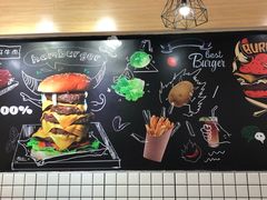 用餐区-牛纽塔·牛人堡(群众路店)
