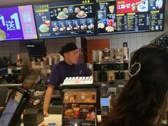 -麦当劳(虹梅路地铁站店)