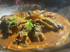 -鱼窝棚柴火铁锅炖(富山屯店)