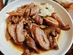 -老鼎万春卤菜(五代传承创始老店)
