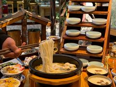 -勺子米线·云南传统小吃市集(四方街店)