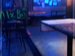 -Mx.cocktail bar