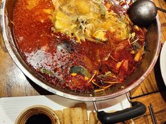 -亮欢寨酸汤鱼(沙冲路店)