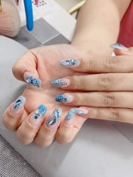 -尤米一站式美甲美睫