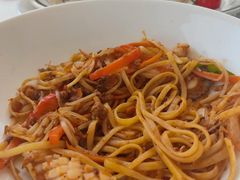 -MONICH牛排融合餐厅(和义大道购物中心店)