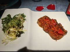 -弦月窗LUNETTE BY AMANDA(复兴路店)