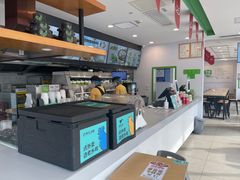 -老乡鸡(武汉中南梅苑小区地铁站店)