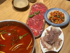 -黔诚多彩火锅(甲秀楼店)