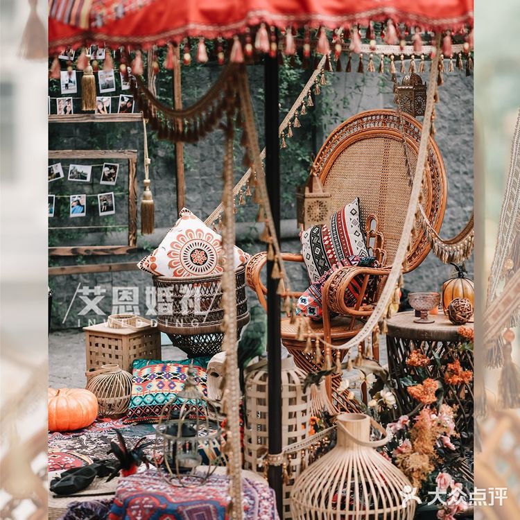 民族风女孩入 | 热烈繁复的古苗河风情婚礼