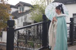 -梦回汉唐汉服旗袍体验馆(拙政园店)