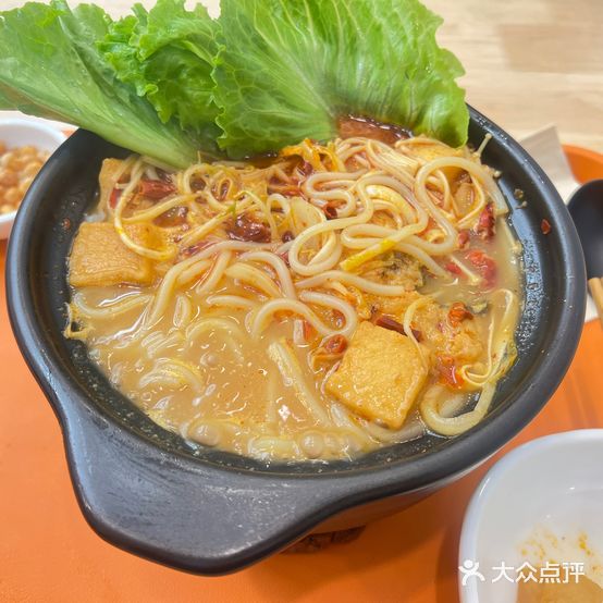 疆莱·黄焖鸡米饭·清真(万家丽店)