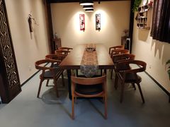 -小草屋轰趴馆别墅派对新场团建家庭聚会