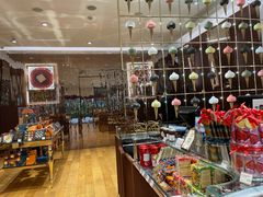 -VENCHI 闻绮(上海佛罗伦萨小镇店)