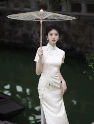 -租旗袍租礼服馆
