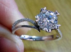 IMG_3401-威德钻石-克拉钻大本营(南京东路店)