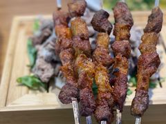 -俭寨大盘鸡·手抓肉·烧烤新疆菜(乌苏路店)
