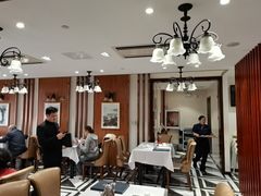 -老人和饭店(淮海中路店)
