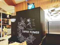 -瑞幸咖啡(凯德埃德蒙顿路店)