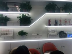 -蕾特恩专业祛痘·皮肤管理