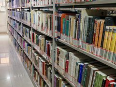 -上海市静安区图书馆(新闸路馆)