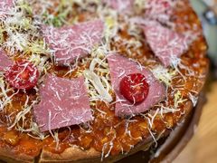 -Dragon Pizza•圆脸龙披萨·牛排餐厅