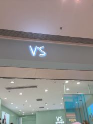 -VS假发