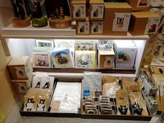 -诚品(信义店)