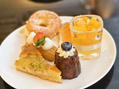 -圣丰索菲特·2 On 988 Café 自助餐厅