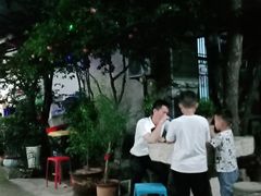 -李东农庄(中南百草园地标店)