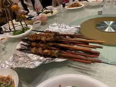 戈壁滩红柳烤肉-巴扎美食·新疆菜·西域歌舞表演餐厅(新疆大厦店)