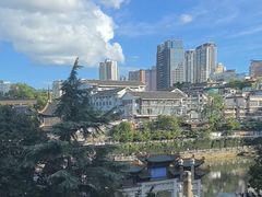 -包整·丝娃娃(一览甲秀楼风景店)