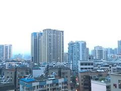 -宜昌均瑶国际酒店(宜昌CBD购物中心夷陵广场店)