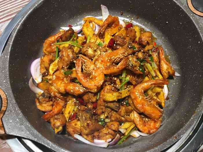 鸡公虾哺(二七广场店)-"位置不太好找,但是是原来存的一个,看着快.