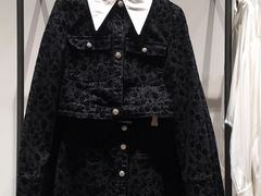 -URBAN REVIVO(高德置地广场·春广场店)