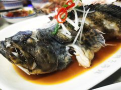 -四川小胡子海鲜(丁村万人海鲜广场店)