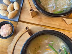 -勺子米线·云南传统小吃市集(四方街店)