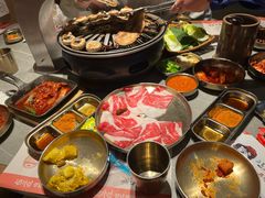 -草家酱蟹炭火烤肉店(珲春南路一店)