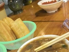 -费记胡辣汤(总店)