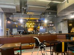 大堂-机器人火炉披萨(爱琴海店)