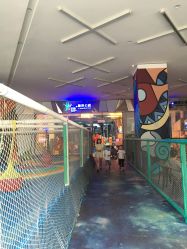 -反弹蹦床公园·亲子乐园·团建·派对(尚品奥莱店)